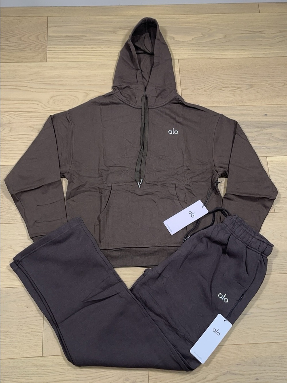 Alo Yoga Accolade Set Espresso Brown NWT